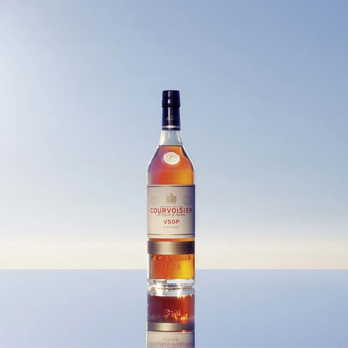 Courvoisier VSOP Fine Cognac 5 Courvoisier VSOP Fine Cognac - Image 3