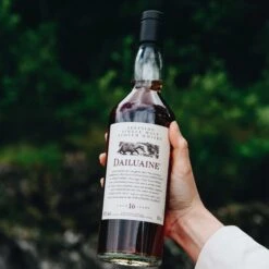 Dailuaine 16 Year Old 5 Dailuaine 16 Year Old -Jura Shop dailuaine 16yo lifestyle 01