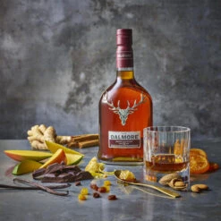 Dalmore 12 Year Old Sherry Cask Select 13 Dalmore 12 Year Old Sherry Cask Select -Jura Shop dalmore 12yo sherrycaskselect lifestyle 01