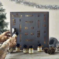 The Whisky Advent Calendar (2021 Edition) -Jura Shop drinksbythedram adventcalendar 2020 whisky lifestyle 03 1