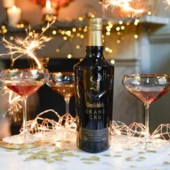 Glenfiddich Grand Cru 23 Year Old -Jura Shop glenfiddich grandcru 23yo lifestyle 01