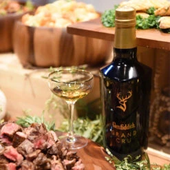 Glenfiddich Grand Cru 23 Year Old -Jura Shop glenfiddich grandcru 23yo lifestyle 05