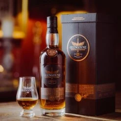 Glengoyne 21 Year Old 9 Glengoyne 21 Year Old -Jura Shop glengoyne 21yo lifestyle 01 1