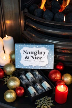 Naughty & Nice Christmas Gin Gift Set - Blue -Jura Shop naughty nice gin lifestyle01