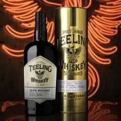Teeling Small Batch In Gold Tube -Jura Shop teeling smallbatch gifttin lifestyle 01
