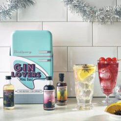 Retro Gin Fridge Pack -Jura Shop thatboutiqueygincompany retroginfridge lifestyle 01