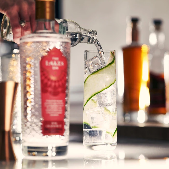 The Lakes Pink Grapefruit Gin 4 The Lakes Pink Grapefruit Gin - Image 2