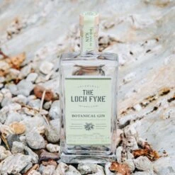 The Loch Fyne Botanical Gin -Jura Shop thelochfyne botanicalgin lifestyle 99